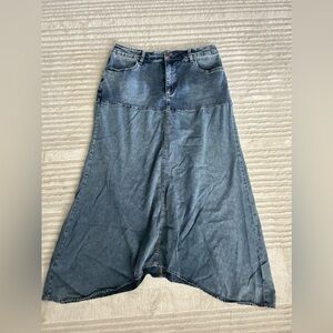 Y2K DENIM MAXI SKIRT